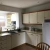 Отель Spacious 5 double bed bedroom bungalow near Belfast в Лисберне