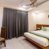 Отель Treebo Anjani Fortune Suites, фото 4