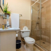 Отель Gold Coast - 2br3ba Gated Community w Pools Gym, фото 8