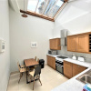 Отель Town Hall Lofts Settle Apartment 2, фото 10