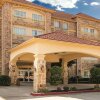 Отель La Quinta Inn & Suites by Wyndham Dallas South-DeSoto, фото 8