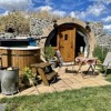 Отель Cosy Escape Heated Luxury pod and hot tub, фото 17