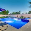 Отель Luxury Scottsdale home w/ Heated Pool, Spa, Putting Green, fire pit, & more! by RedAwning, фото 12