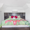 Отель Cocoplum Rest N Hideaway 1, фото 6