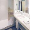 Отель Hôtel Mercure Macon Bord de Saône, фото 11