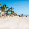 Отель Lovely Apt, Hollywood Beach, 1/2 Block From Ocean!, фото 18