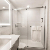 Отель Holiday Inn Express Toronto - North York, an IHG Hotel, фото 9