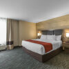Отель Comfort Inn & Suites Airport North, фото 7
