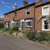 Отель Cosy Lincs Wolds Cottage in Picturesque Tealby, фото 17