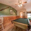 Отель Cubs Cove - One Bedroom Cabin, фото 13