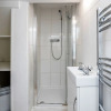Отель Charming 1-bed Basement Apartment in Lewisham, фото 9