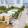 Отель Central Fort Lauderdale Beach With Free Parking 2 в Форт-Лодердейле