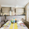 Отель Vue Magenta AP4188 by Riviera Holiday Homes, фото 8