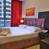 Отель ParkLane Furnished Suites, фото 4