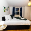 Отель Beautiful 3-bed Apartment in London, фото 19
