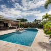 Отель Deerfield-Private Resort Style Home Mins To The Beach, фото 12