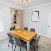 Отель Newly Refurbished House - 10 Minute Walk From City Centre, фото 10