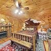 Отель New Listing Mountain Laurel Lodge W Hot Tub 5 Bedroom Home, фото 33