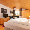 Отель Designferienhaus Luxus Bergchalet XXL Ski In-Out Snow Space Wagrain Flachau, фото 5