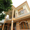 Отель Maharani Guesthouse Tebet Syariah - Hostel, фото 28
