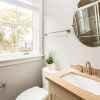 Отель The Chapel Carriage House Suite C by AvantStay Gorgeous Character Home in Historic DT w Hot Tub, фото 10