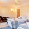 Отель Bellevue Road - Stunning 3 storey home only a stones throw away from the beach, фото 12