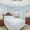 Отель Resortquest Rentals At Sunrise Beach Resort, фото 13