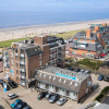 Отель Cozy Apartment Directly on the Boulevard of Egmond aan Zee, фото 1