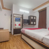 Отель OYO 28066 Namsey Hotel & Lounge, фото 5
