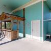 Отель Gone Coastal 3 Bedrooms 2 Bathrooms Home, фото 14