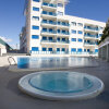 Отель Apartamentos Alicante Hills в Аликанте