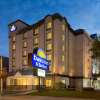 Отель Days Inn & Suites by Wyndham Niagara Falls Centre St. By the Falls в Ниагаре-Фолсе