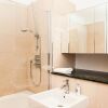 Отель Luxurious and Spacious 3 Bed in Battersea, фото 6