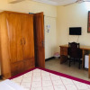 Отель Room in B&B - Double Room With Sitting Area, фото 10
