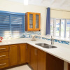 Отель Sea Breeze Villa at Coolshade, фото 18