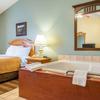 Отель Econo Lodge Inn & Suites, фото 3