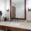 Отель Quality Inn & Suites, фото 10