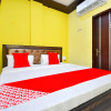 Отель OYO 42911 Blue Sky Guest House, фото 3