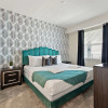 Отель Decadent Penguin - Storey Lake By Shine Villas 704 2 Bedroom Apts, фото 6