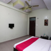 Отель OYO 16905 The Rohtak Hyatt, фото 12