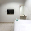 Отель Putri Residence Karawang RedPartner, фото 8