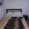 Отель Room in House - Unrivaled Comfort at Val's Residence With King-sized bed, фото 4