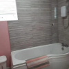 Отель Cozy, Stylish 2 Bedroom Flat - Jesmond, фото 7