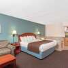 Отель AmericInn by Wyndham Chippewa Falls, фото 6