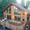 Отель Wildwood By Avantstay | Cabin W/ 3 Decks, Ping Pong, Fire Pits, & Outdoor Grill в Норт-Лейк-Тахо
