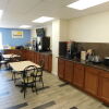 Отель Days Inn West Branch Iowa City Area, фото 8