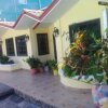 Отель Hostal Bocas Tropical Paradise в Бокас-дель-Торо