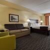 Отель Country Inn & Suites by Radisson, Niagara Falls, ON, фото 19