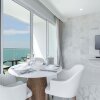 Отель White Sand Beach Residences Pattaya, фото 46