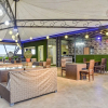 Отель Fabhotel Om Palace, фото 8